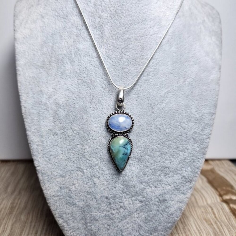 NEW HAND CRAFTED Natural Moonstone & Larimar 925 Hallmark Pendant